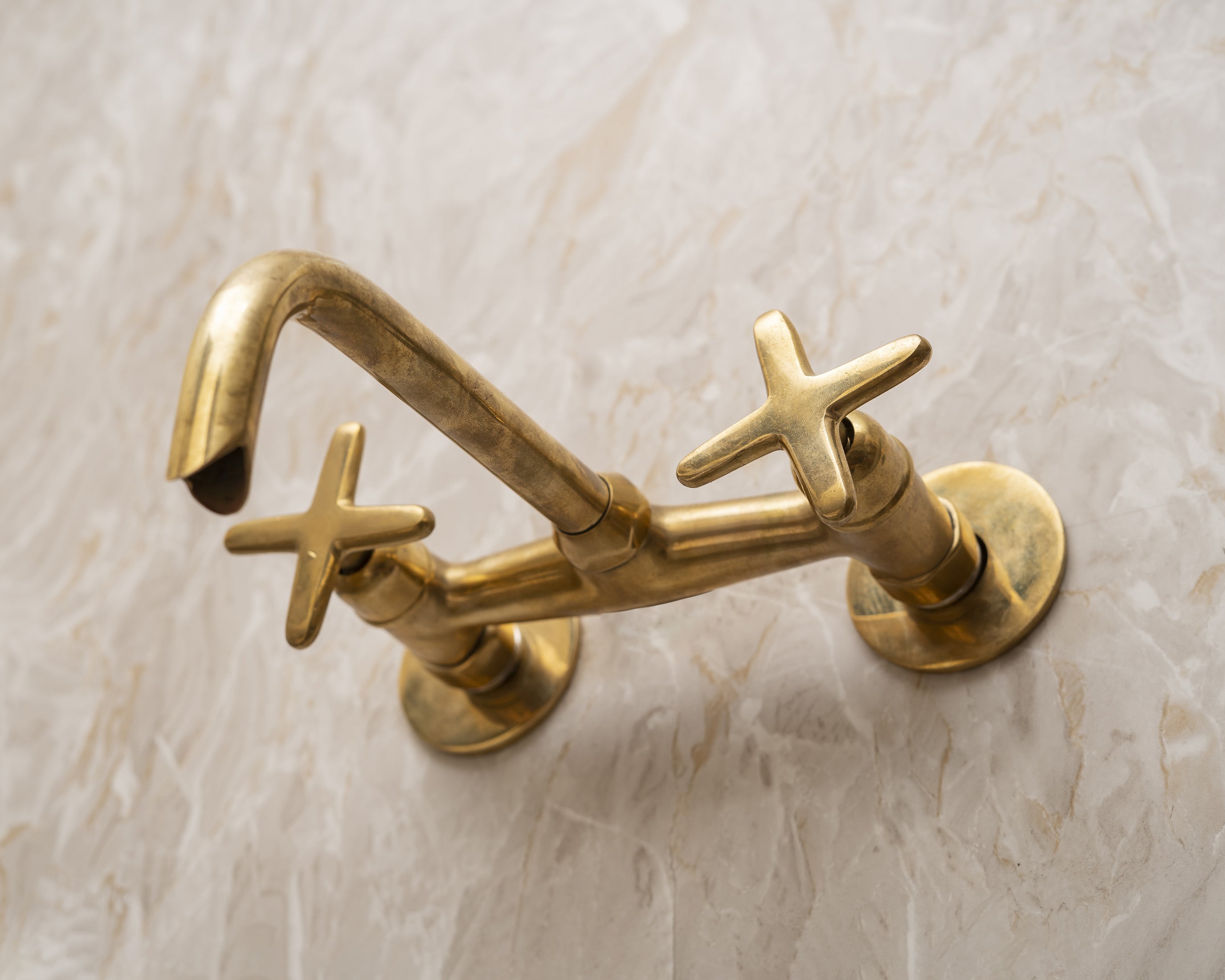 Luxury Brass Tub Faucet
