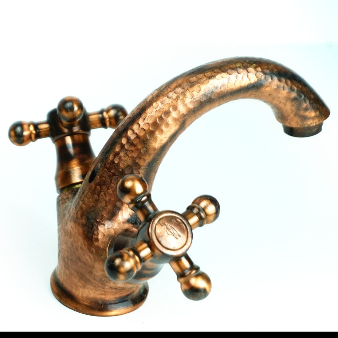Aged Copper Faucet for Bathroom Sink - Single Hole Mixer Tap with Patina Copper Finish