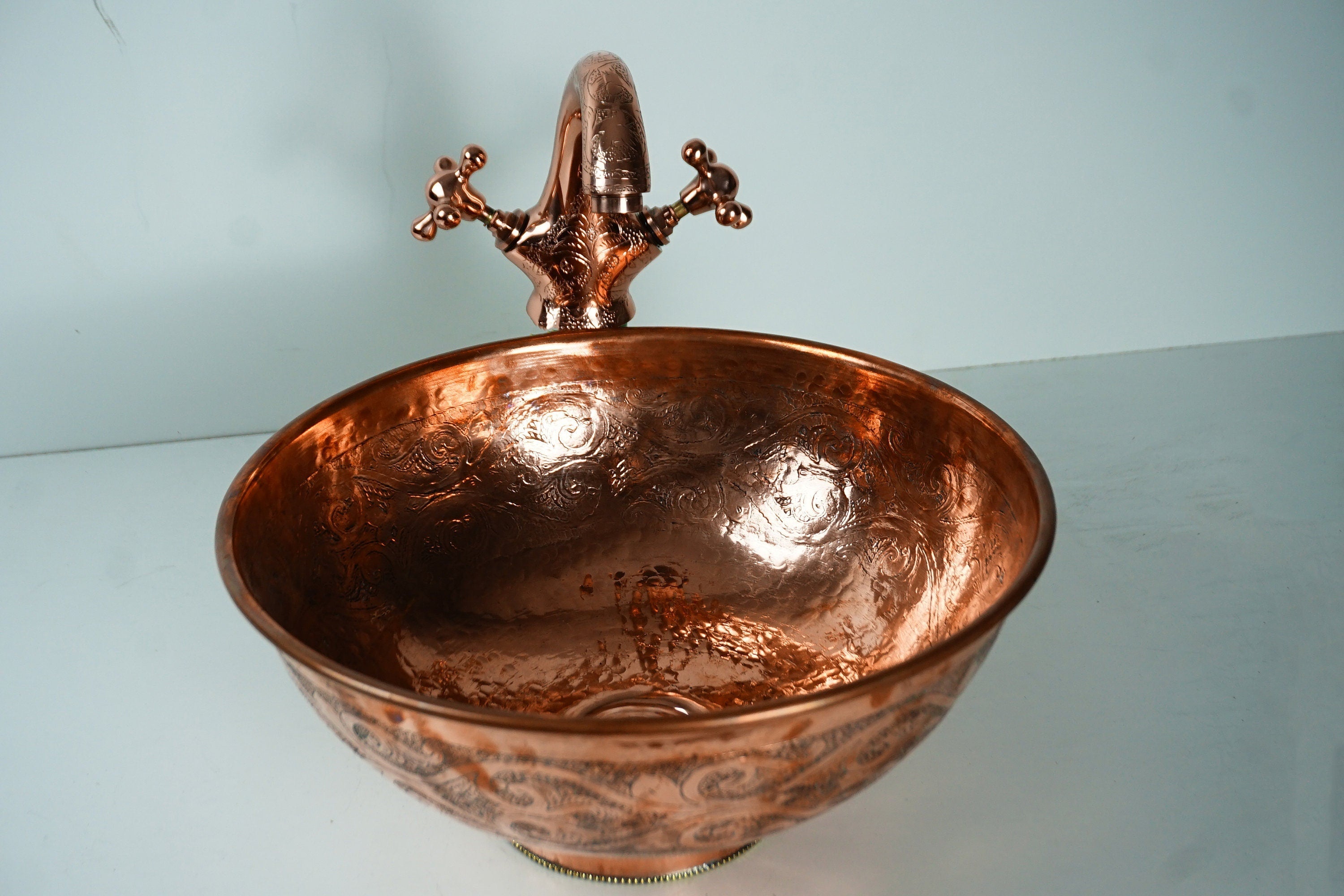 Artisanal Copper Vessel Sink – Handcrafted Engraved Antique Copper Sink for Bathroom