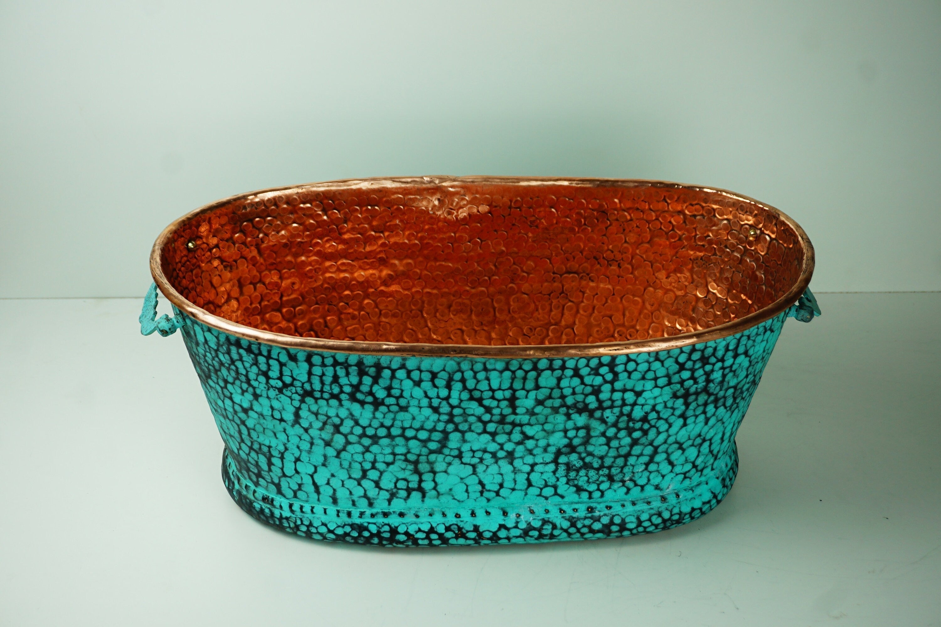 Elegant Copper Drink Tub