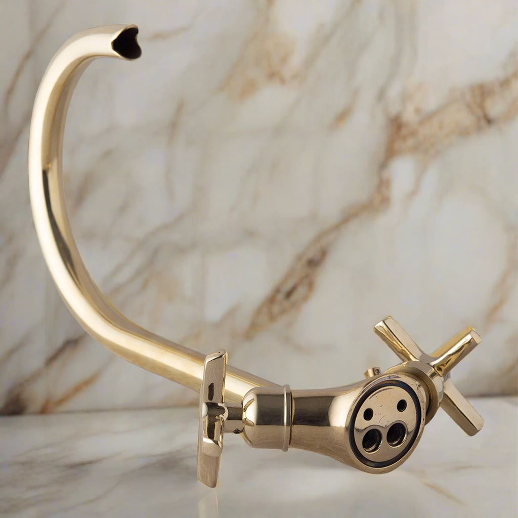 Vintage-Style Brass Sink Faucet